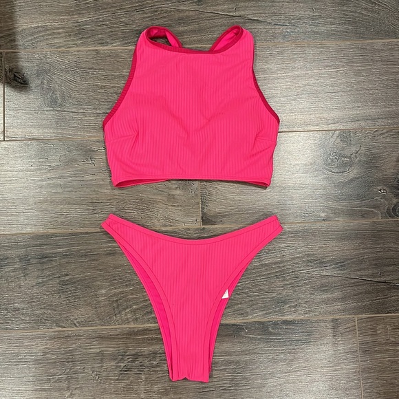 Gilly Hicks | Ribbed Bikini Set (Dark Pink) - Picture 6 of 7